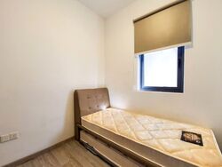Lakeville (D22), Condominium #568849381